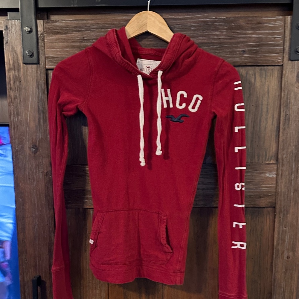 Hollister Maroon Hoodie with Logo